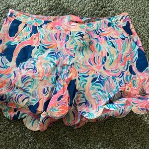 Lilly Pulitzer 6 ‼️SOLD‼️